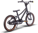 PUKY Barncykel ultralätt - 16", designad för barn från 4+, kombinerar stil och säkerhet med Flowmatic 2-växel, en svart ram med bruna däck, ett kedjeskydd, V-broms handbromsar, stöd, pedalreflektorer och en högerstyrklocka för extra nöje.